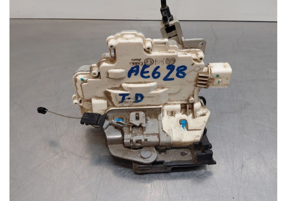 Recambio de cerradura puerta trasera derecha para seat altea xl (5p5, 5p8) 1.9 tdi referencia OEM IAM 1P0839016A  