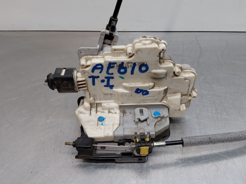 Recambio de cerradura puerta trasera izquierda para seat leon (1p1) 1.9 tdi referencia OEM IAM 1P0839015  