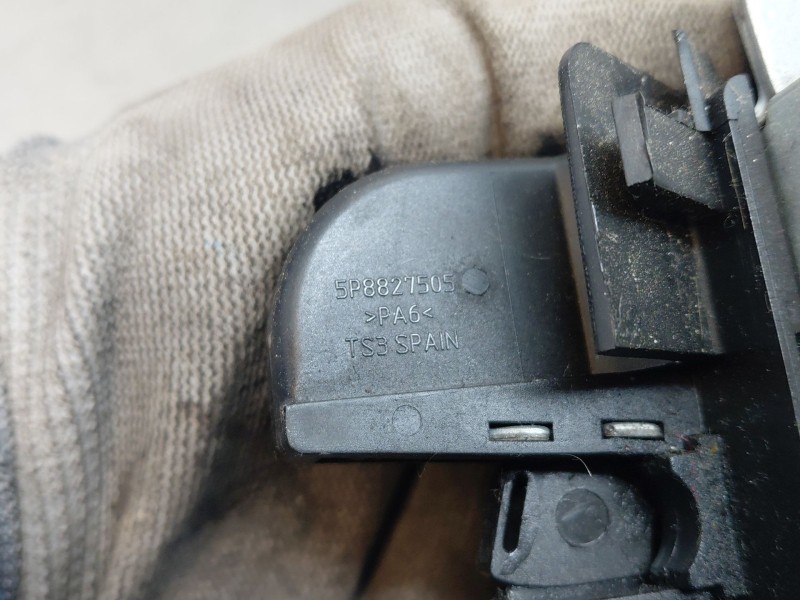 Recambio de cerradura maletero / porton para seat altea xl (5p5, 5p8) 1.9 tdi referencia OEM IAM 5P8827505C1UQ  