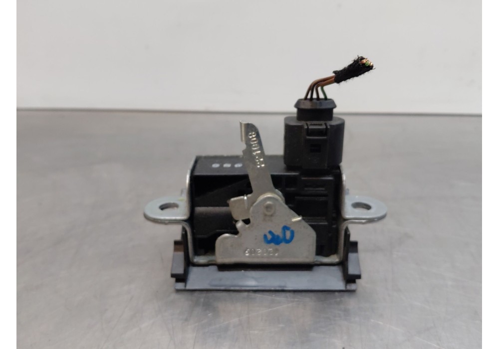 Recambio de cerradura maletero / porton para seat altea xl (5p5, 5p8) 1.9 tdi referencia OEM IAM 5P8827505C1UQ  