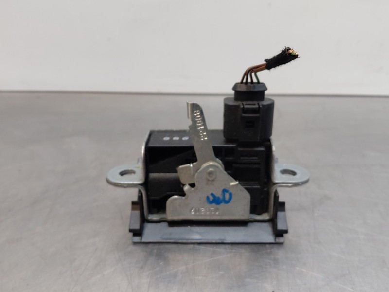 Recambio de cerradura maletero / porton para seat altea xl (5p5, 5p8) 1.9 tdi referencia OEM IAM 5P8827505C1UQ  