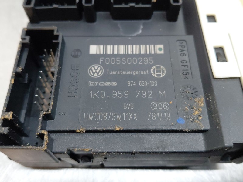 Recambio de motor elevalunas delantero derecho para seat leon (1p1) 1.9 tdi referencia OEM IAM 1T0959702LZ1F 1T0959702G 