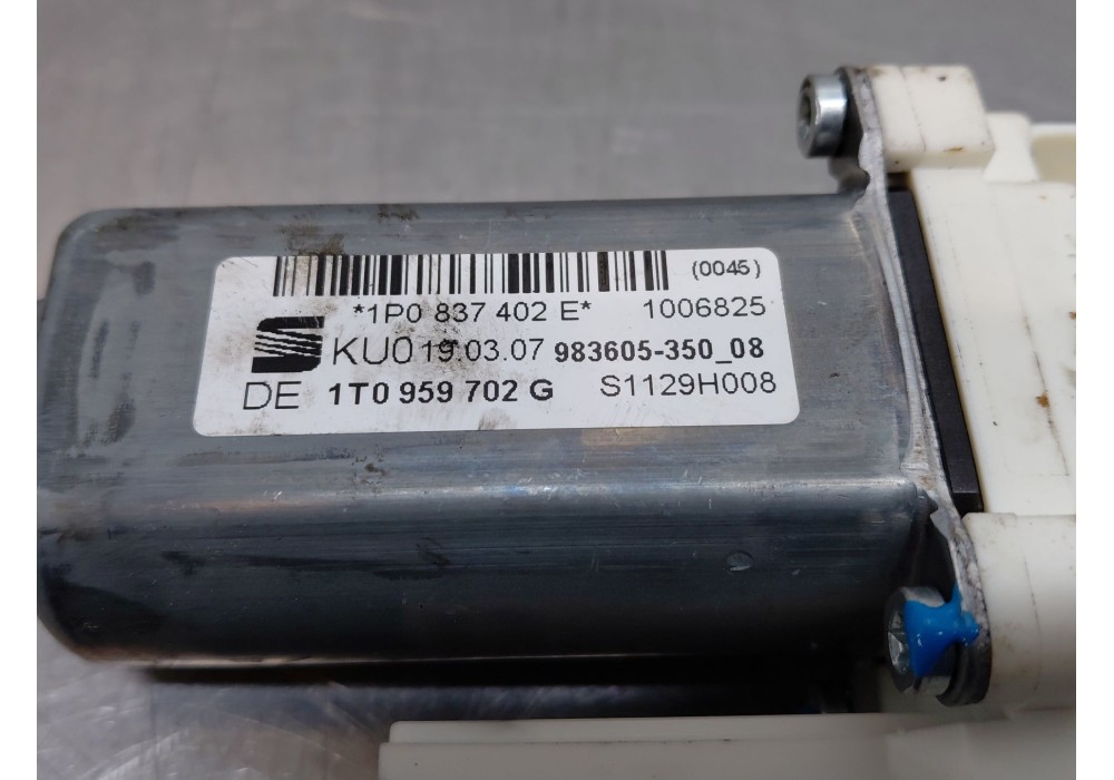 Recambio de motor elevalunas delantero derecho para seat leon (1p1) 1.9 tdi referencia OEM IAM 1T0959702LZ1F 1T0959702G 