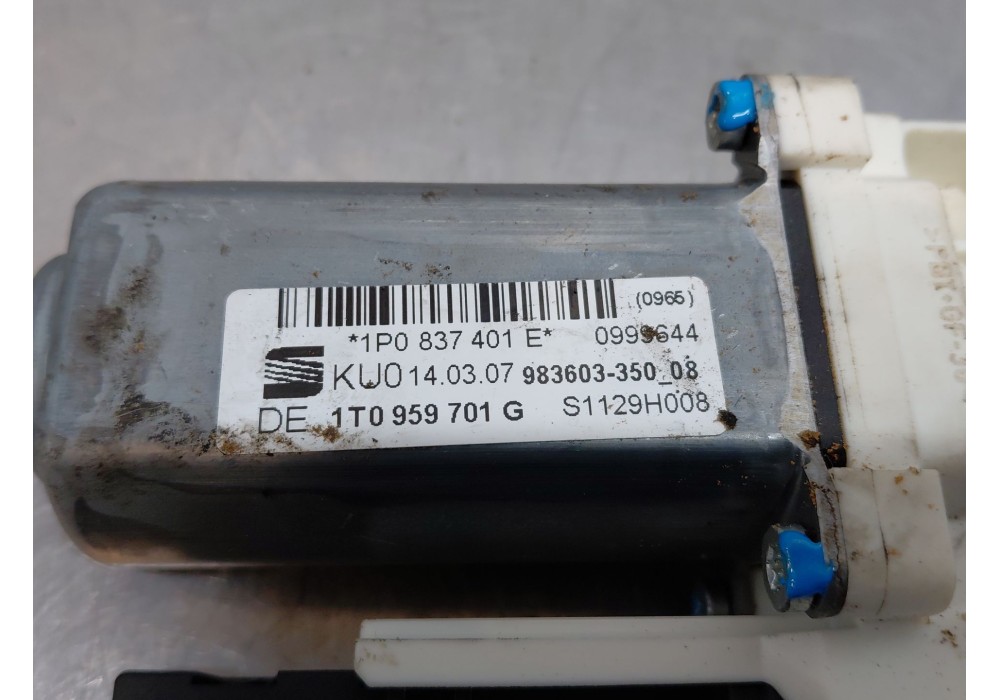 Recambio de motor elevalunas delantero izquierdo para seat leon (1p1) 1.9 tdi referencia OEM IAM 1T0959701LZ2H 1T0959701G 