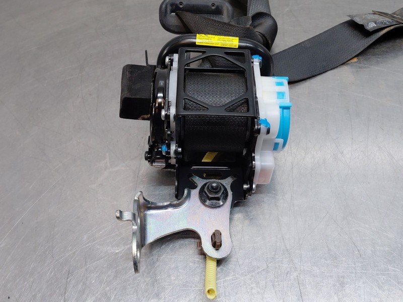 Recambio de cinturon seguridad trasero derecho para toyota c-hr hybrid referencia OEM IAM 73360F4012C2  