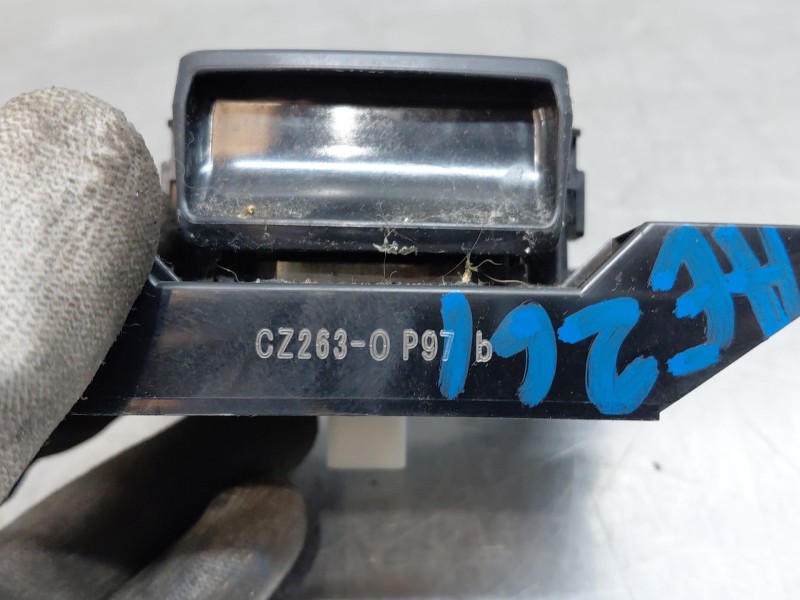 Recambio de palanca freno de mano para toyota c-hr hybrid referencia OEM IAM 84390F4271  