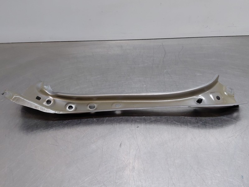 Recambio de bisagra capot para toyota c-hr hybrid referencia OEM IAM 53214F4010  