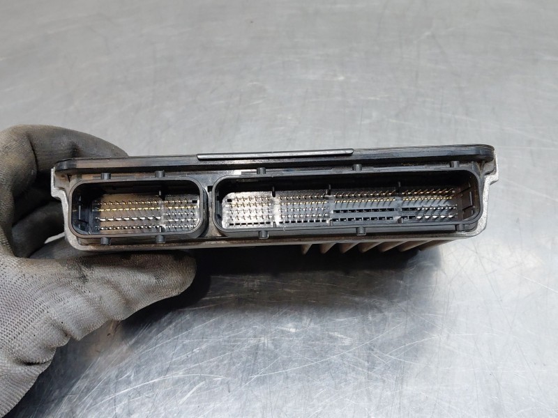 Recambio de centralita motor uce para toyota c-hr hybrid referencia OEM IAM 89661F4250  