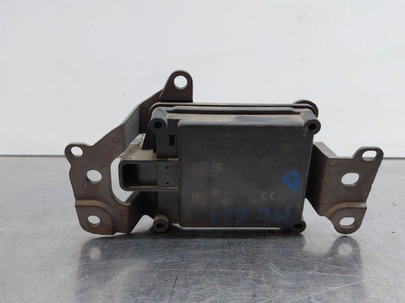 Recambio de modulo electronico para toyota c-hr hybrid referencia OEM IAM 88210F4040  