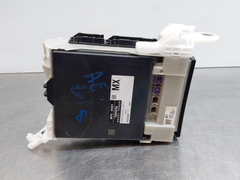 Recambio de modulo electronico para toyota c-hr hybrid referencia OEM IAM 89221F4020  