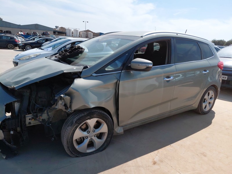 kia carens iv del año 2014