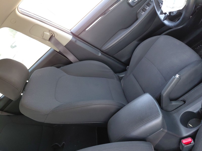 kia carens iv del año 2014