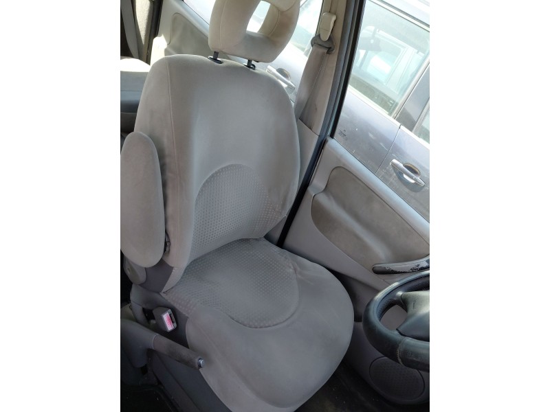 citroën xsara picasso (n68) del año 2004