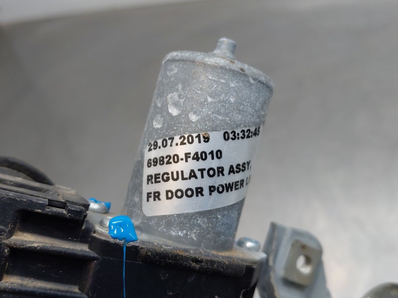 Recambio de elevalunas delantero izquierdo para toyota c-hr hybrid referencia OEM IAM 69820F4010  