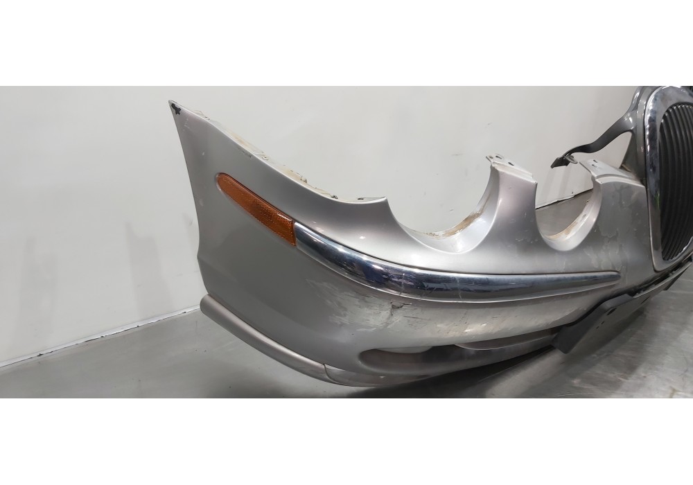 Recambio de paragolpes delantero para jaguar s-type 3.0 v6 referencia OEM IAM XR829443XXX 2R8317C831DB 