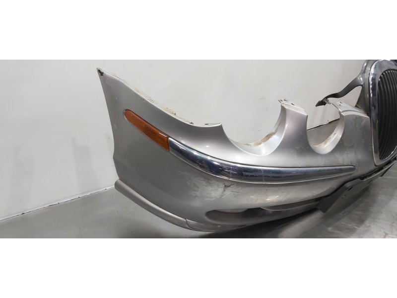 Recambio de paragolpes delantero para jaguar s-type 3.0 v6 referencia OEM IAM XR829443XXX 2R8317C831DB 