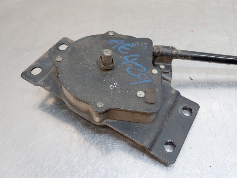 Recambio de soporte rueda repuesto para kia carens iv 1.7 crdi referencia OEM IAM 628501D000  