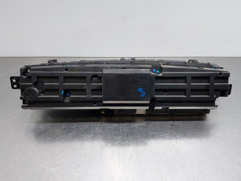 Recambio de cuadro instrumentos para toyota prius (_w3_) 1.8 hybrid (zvw3_) referencia OEM IAM   