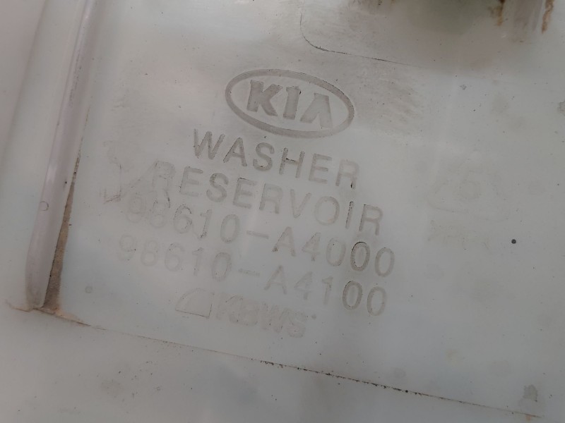 Recambio de deposito limpia para kia carens iv 1.7 crdi referencia OEM IAM 98610A4100 98610A4000 