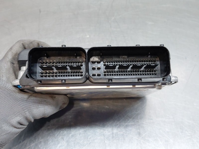 Recambio de centralita motor uce para audi a4 ber. (b8) multitronic referencia OEM IAM 03L906018SJ  