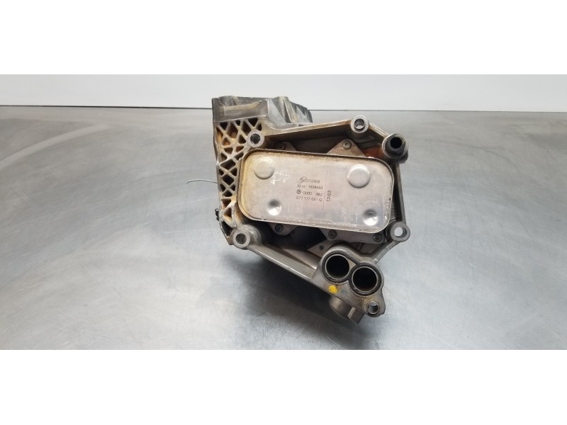 Recambio de soporte filtro aceite para audi a8 (4e2) 4.2 quattro referencia OEM IAM 077117021Q  