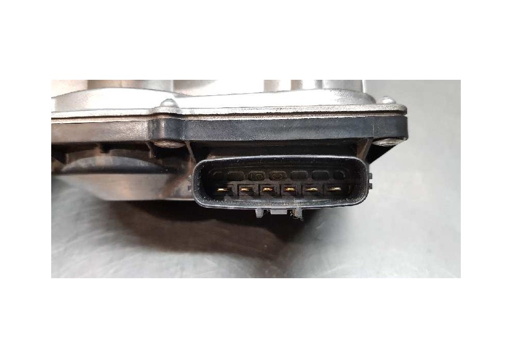 Recambio de caja mariposa para kia sportage basic 2wd referencia OEM IAM 351002B300  