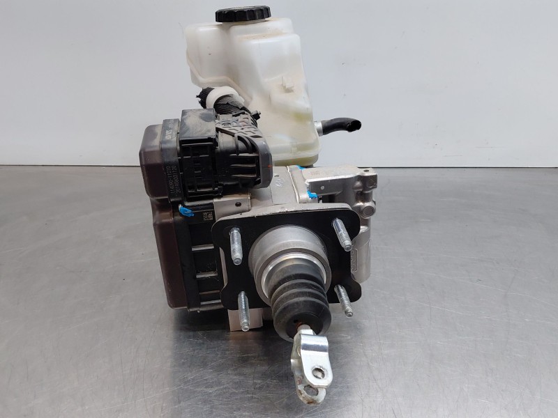 Recambio de servofreno para toyota c-hr hybrid referencia OEM IAM 4705010430 4721010340 