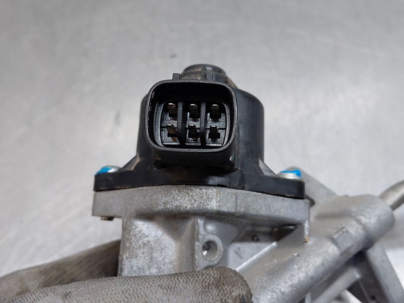 Recambio de valvula egr para toyota c-hr hybrid referencia OEM IAM 2562037140  