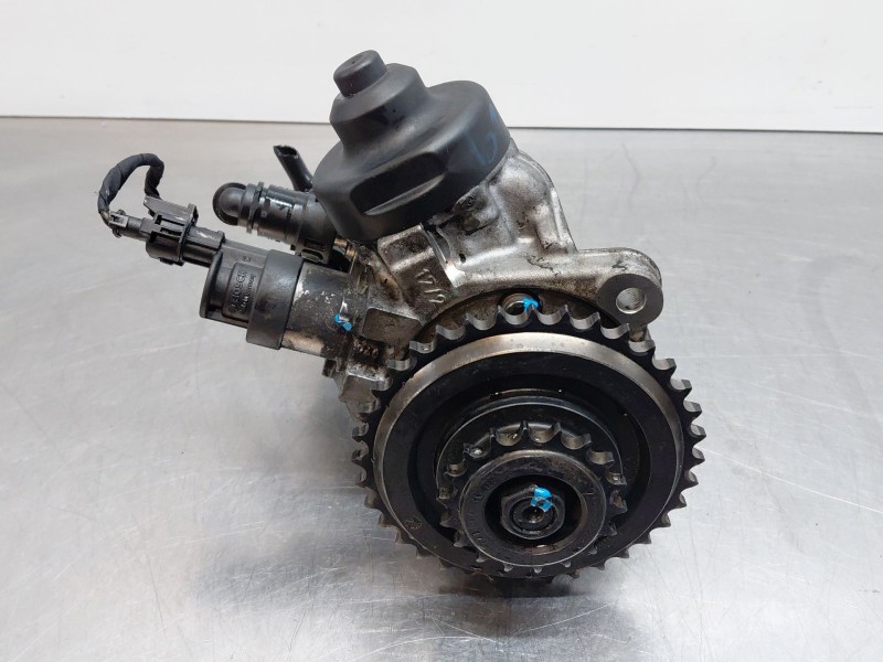 Recambio de bomba inyeccion para kia carens iv 1.7 crdi referencia OEM IAM 331002A600  