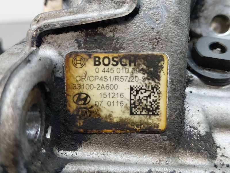 Recambio de bomba inyeccion para kia carens iv 1.7 crdi referencia OEM IAM 331002A600  