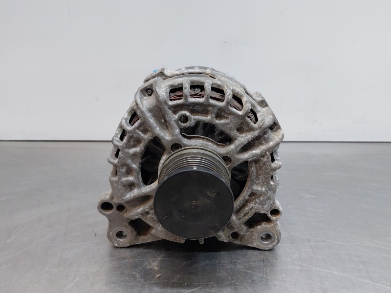 Recambio de alternador para audi a4 ber. (b8) multitronic referencia OEM IAM 04L903017D  
