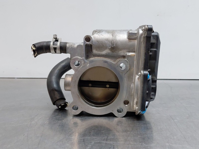 Recambio de caja mariposa para toyota c-hr hybrid referencia OEM IAM 220300T110  