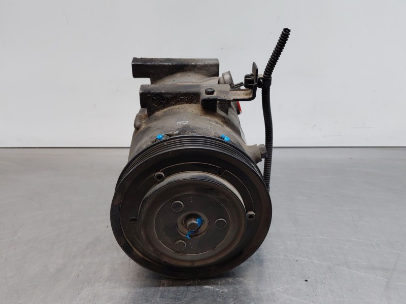 Recambio de compresor aire acondicionado para kia carens iv 1.7 crdi referencia OEM IAM 97701A4500  