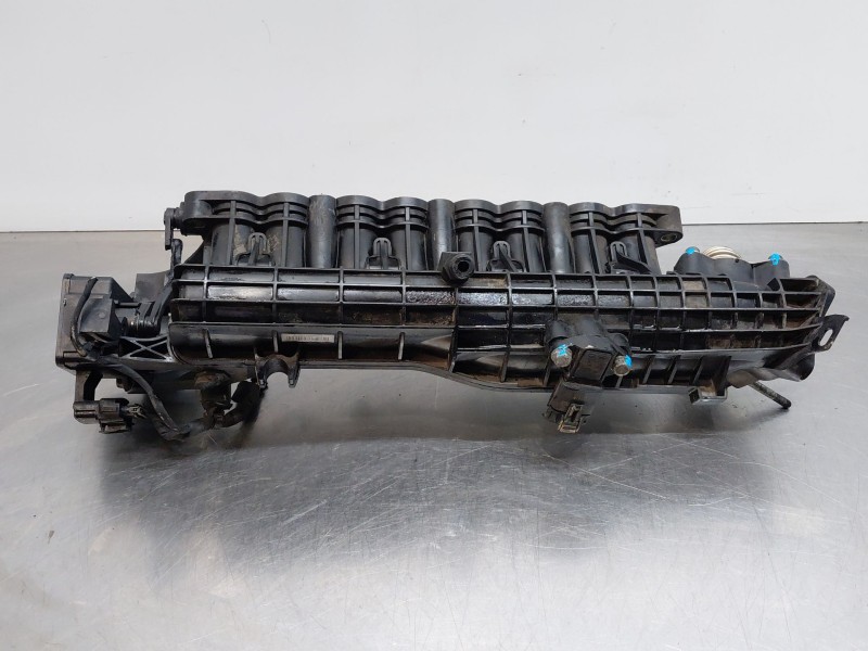 Recambio de colector admision para kia carens iv 1.7 crdi referencia OEM IAM 283102A690  