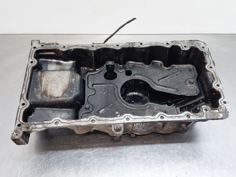 Recambio de carter para kia carens iv 1.7 crdi referencia OEM IAM 215102A312  