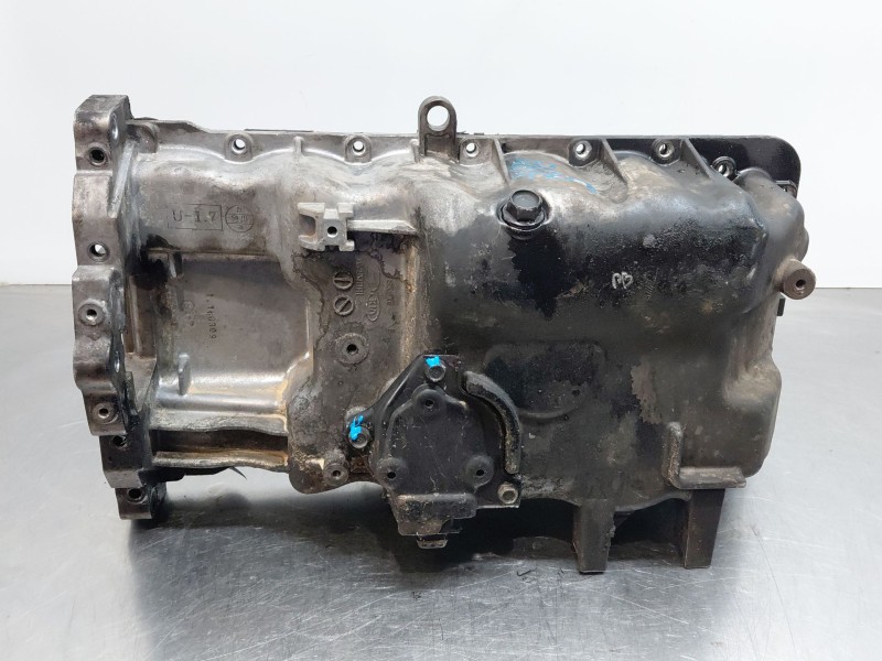 Recambio de carter para kia carens iv 1.7 crdi referencia OEM IAM 215102A312  