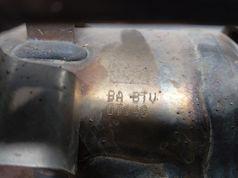 Recambio de filtro de particulas para toyota c-hr hybrid referencia OEM IAM 171410T120  