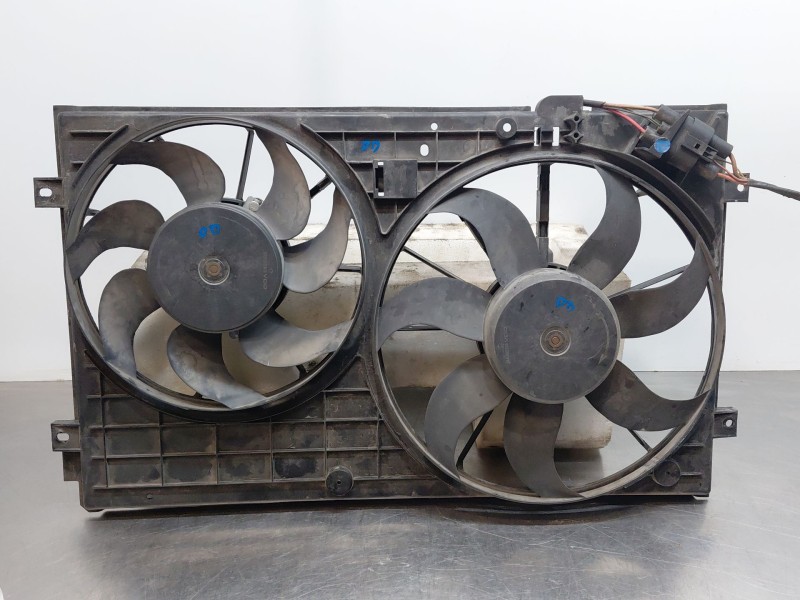 Recambio de electroventilador para seat leon (1p1) 1.9 tdi referencia OEM IAM 1K0121207BB9B9  