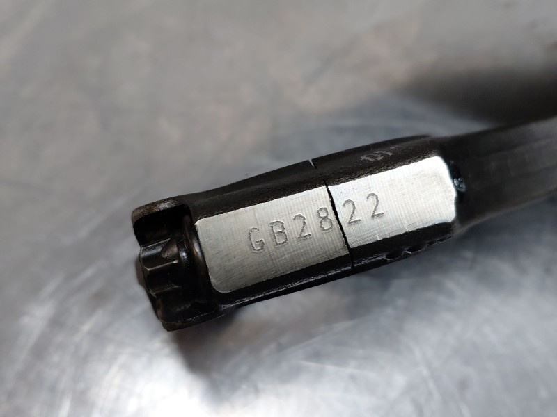 Recambio de biela para kia carens iv 1.7 crdi referencia OEM IAM 235102A300  