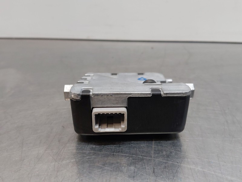 Recambio de sensor de aparcamiento para toyota c-hr hybrid referencia OEM IAM 8646CF4040  