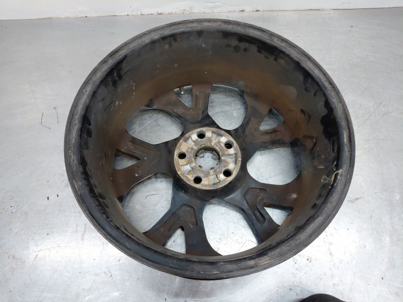 Recambio de llanta para toyota c-hr hybrid referencia OEM IAM   