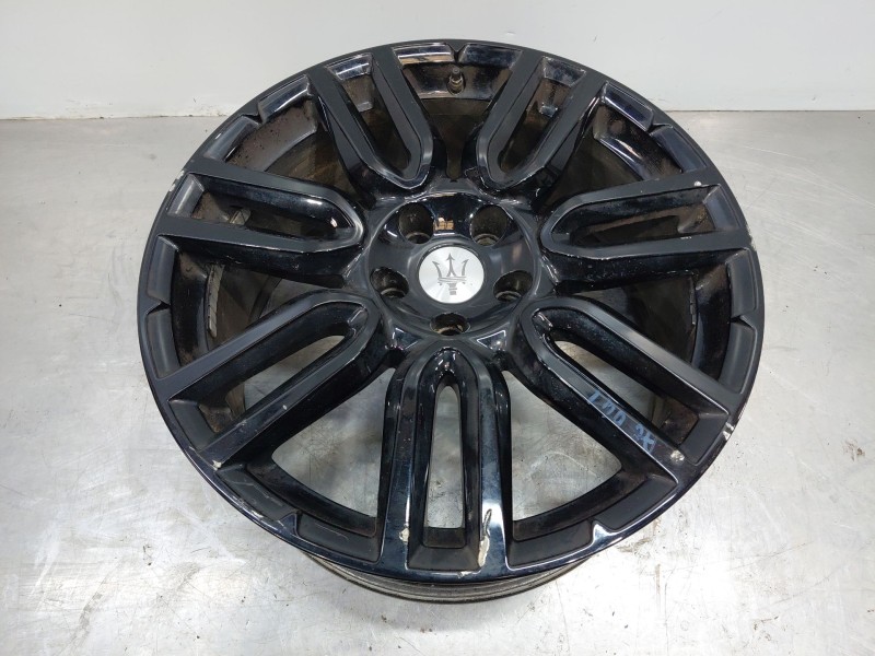 Recambio de llanta para maserati quattroporte granlusso referencia OEM IAM   