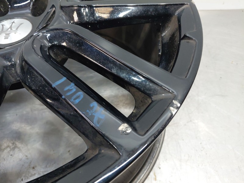 Recambio de llanta para maserati quattroporte granlusso referencia OEM IAM   