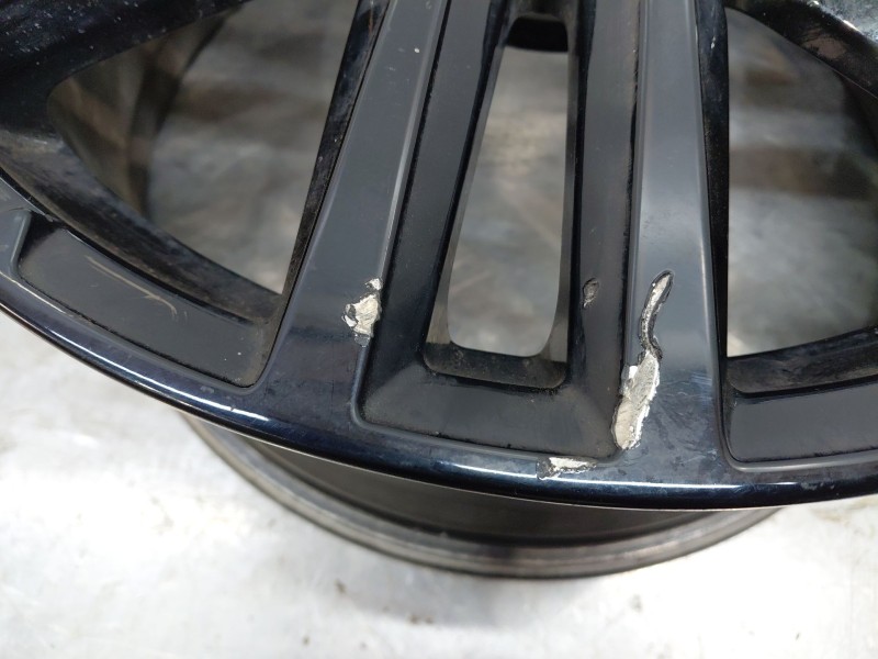 Recambio de llanta para maserati quattroporte granlusso referencia OEM IAM   