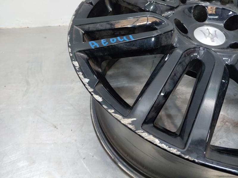 Recambio de llanta para maserati quattroporte granlusso referencia OEM IAM   