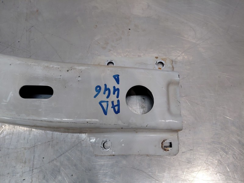 Recambio de refuerzo paragolpes delantero para nissan nv 400 l3h2 referencia OEM IAM   