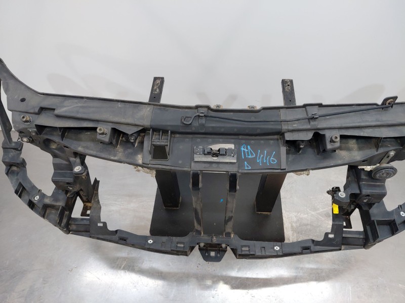 Recambio de panel frontal para nissan nv 400 l3h2 referencia OEM IAM   