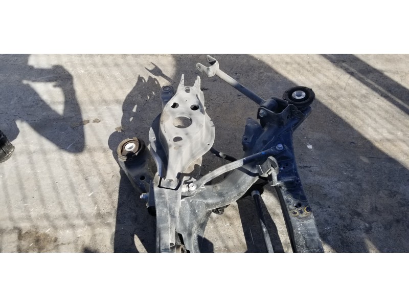 Recambio de puente trasero para lexus is 300h referencia OEM IAM 5120630142   Recambio de puente trasero para lexus is 300h referencia OEM IAM 5120630142