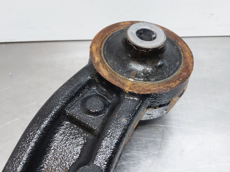 Recambio de brazo suspension inferior delantero derecho para renault master iii furgón referencia OEM IAM   