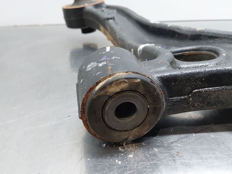 Recambio de brazo suspension inferior delantero izquierdo para renault master iii furgón referencia OEM IAM   